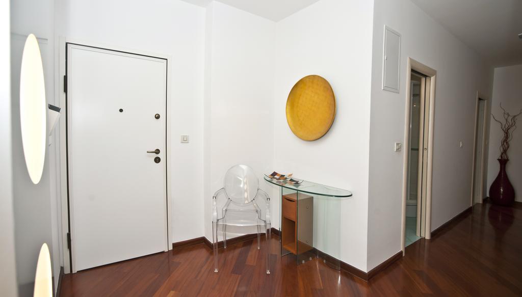 Sunny Apartment